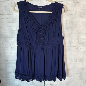 Torrid women’s sleeveless blouse lace detail navy blue Bohemian hippie plus size